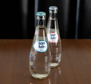 Agua mineral (sin gas / con gas)