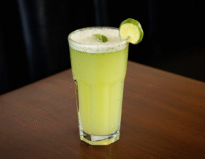 Limonada de hierba buena