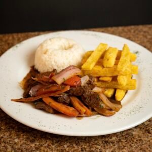 Lomo saltado