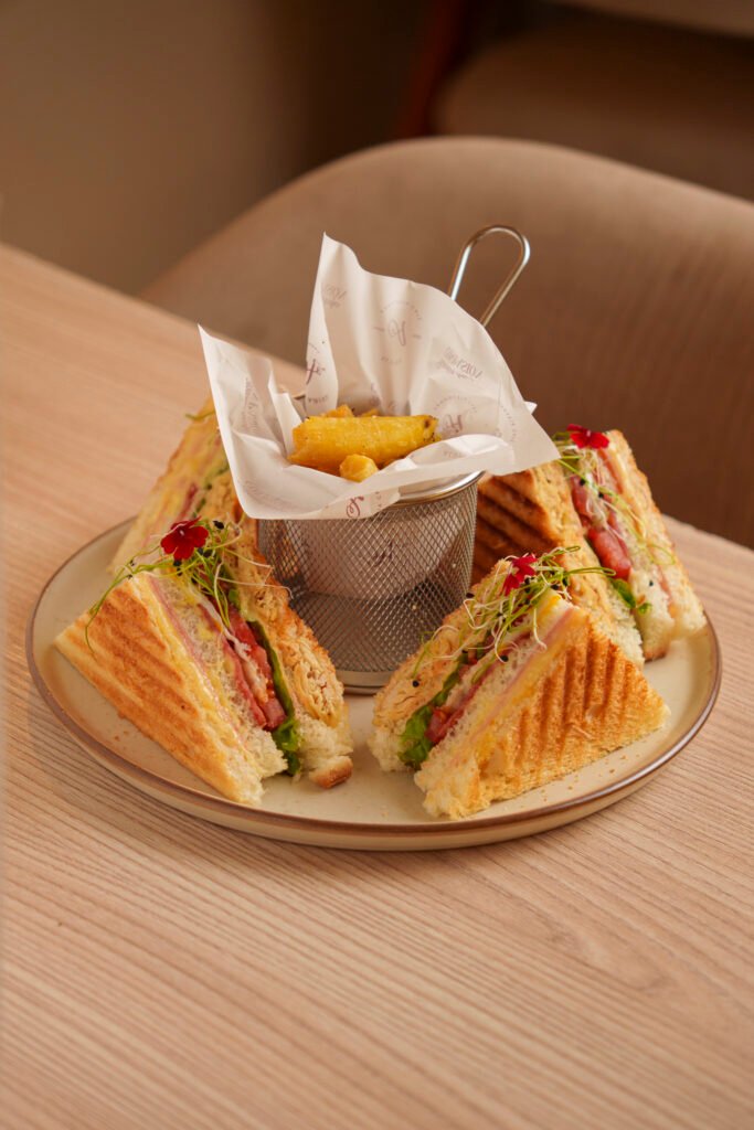 LA IMAGEN ES REFERENCIAL